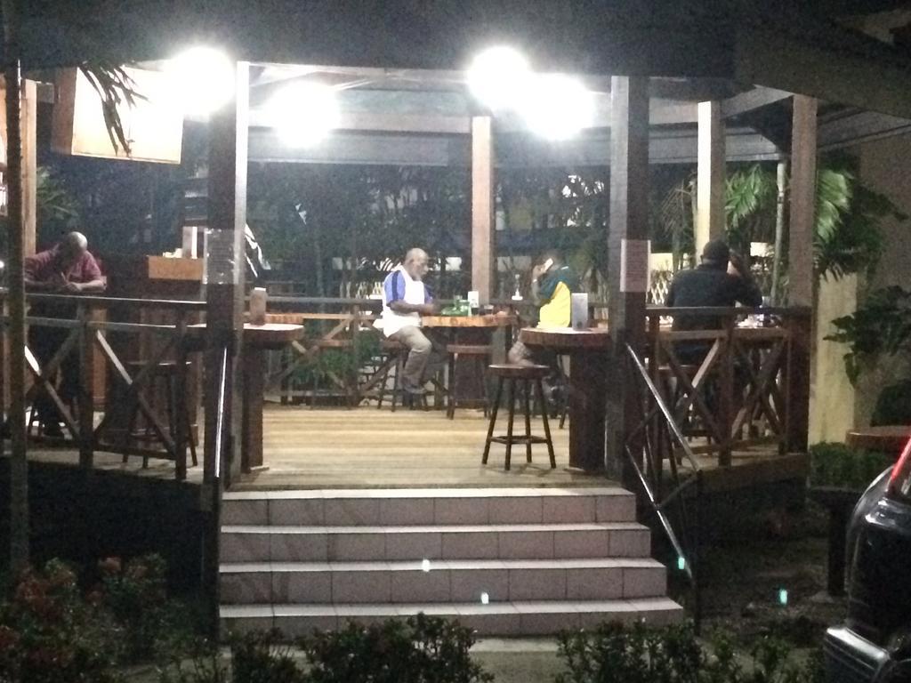 Madang Star International Hotel Eksteriør bilde